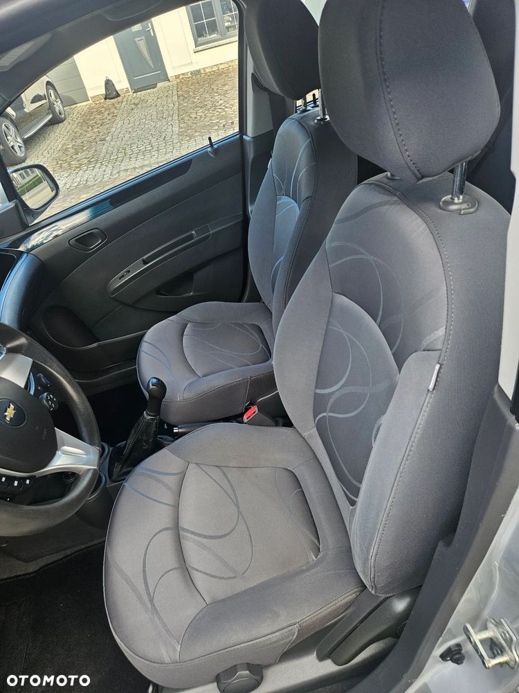 Chevrolet Spark 1.2 LS+ - 37