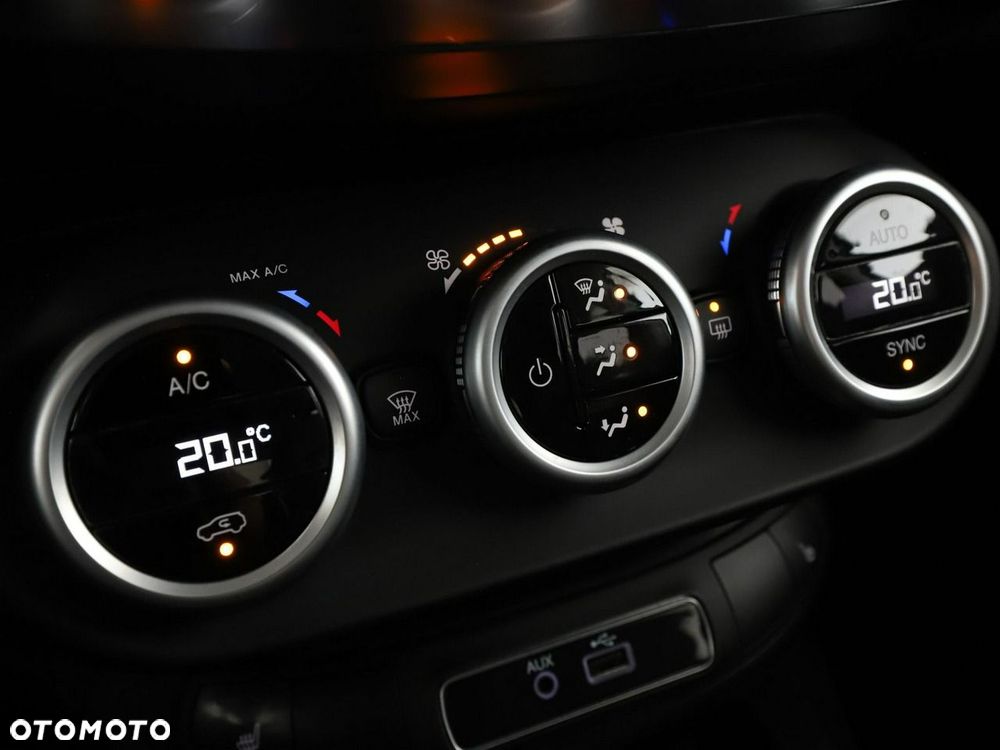 Fiat 500X 1.4 MultiAir Pop Star DDCT - 26