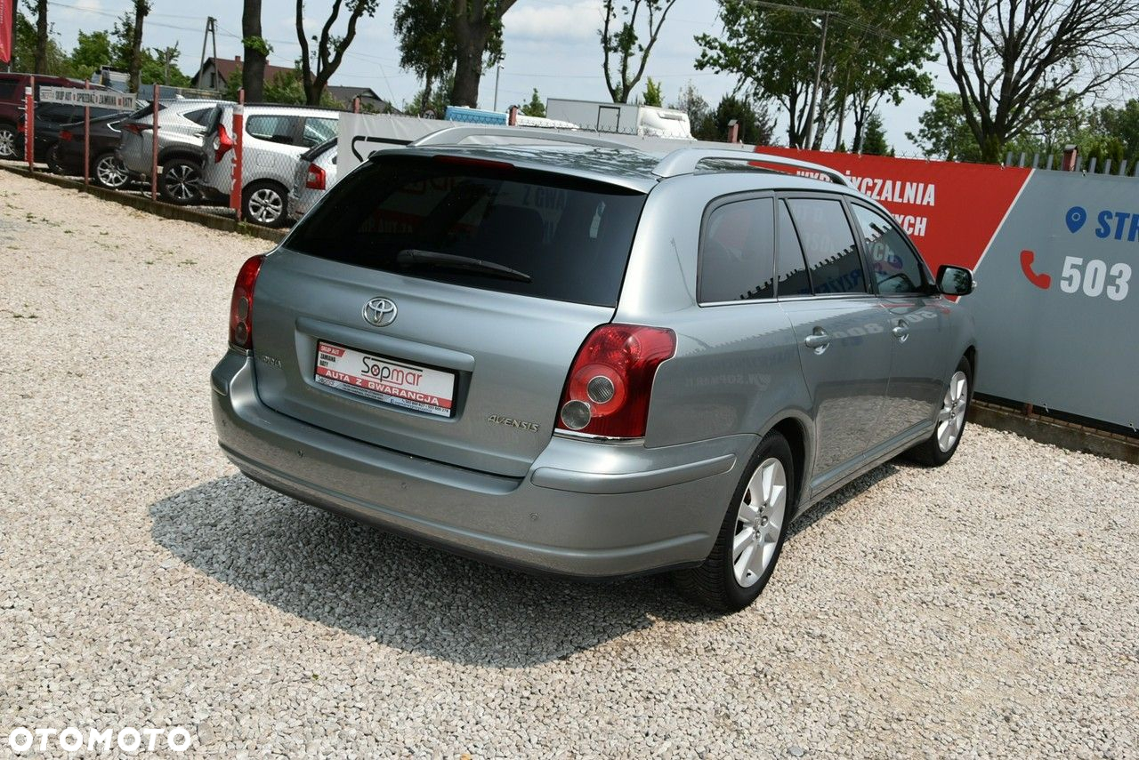 Toyota Avensis 2.0 VVT-i Sol - 23