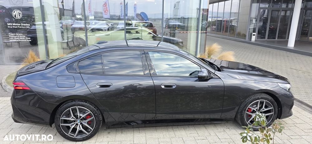 BMW Seria 5 530e xDrive Aut. - 2