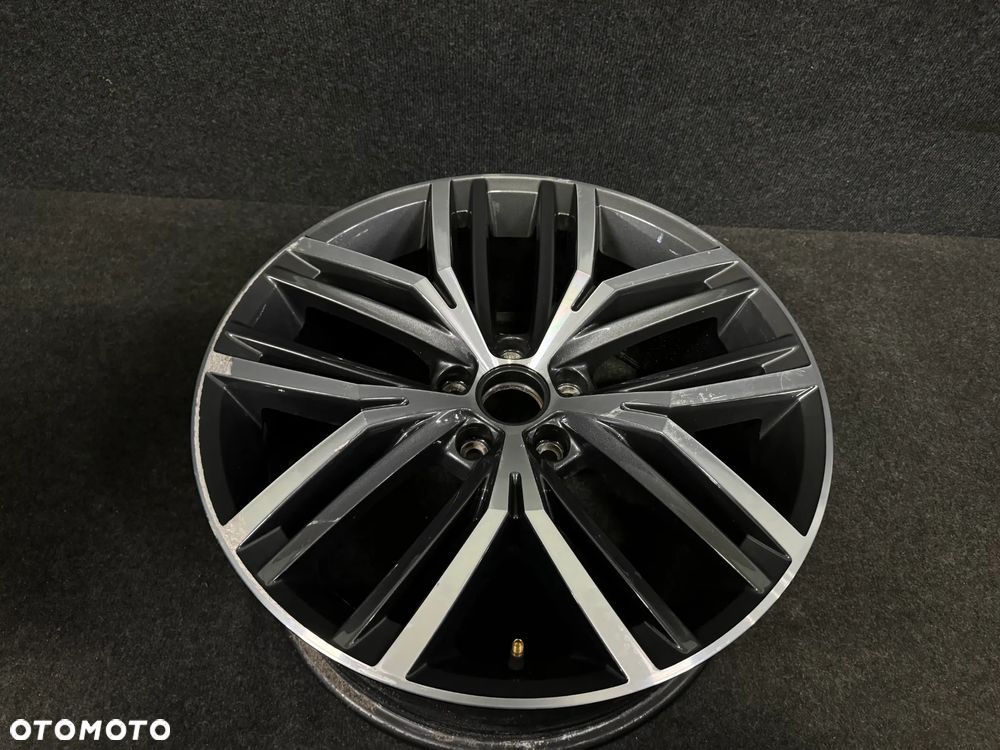 Alufelga VW Passat B8 19 cali 5x112 1szt. 3G0601025AG - 2