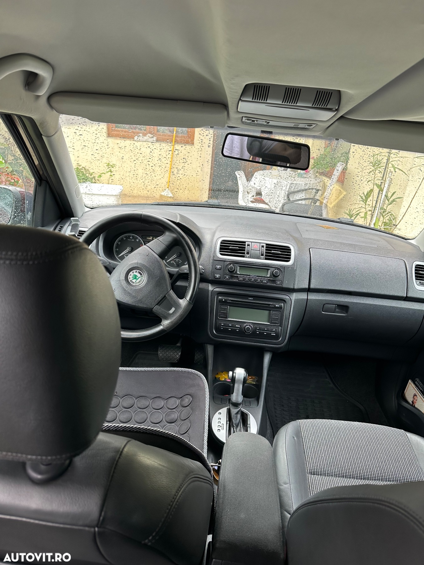 Skoda Roomster 1.6 16V Tiptronic Style - 6