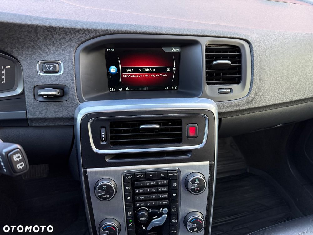 Volvo V60 D4 Drive-E Ocean Race - 9