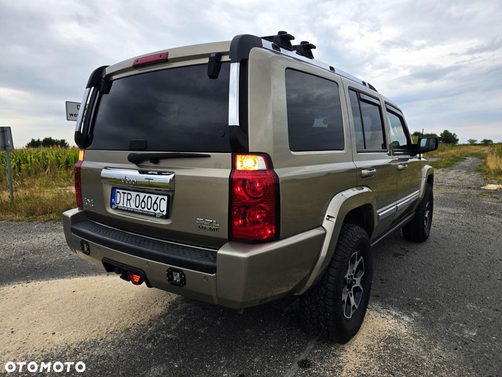 Jeep Commander 5.7 V8 HEMI Automatik Limited - 33