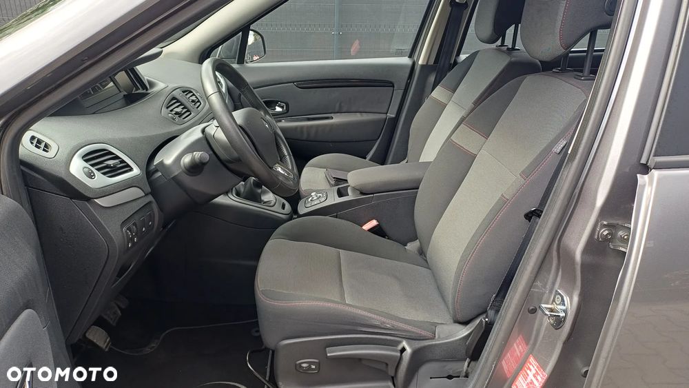 Renault Grand Scenic Energy TCe 130 S&S LIMITED - 16