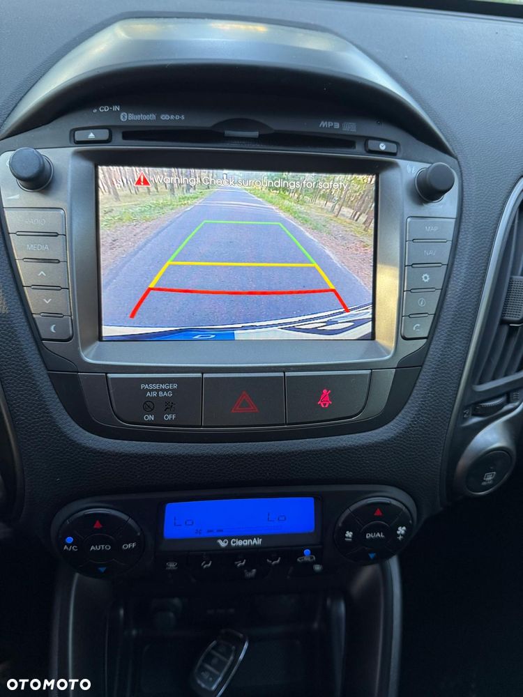 Hyundai ix35 1.6 2WD blue Trend - 14