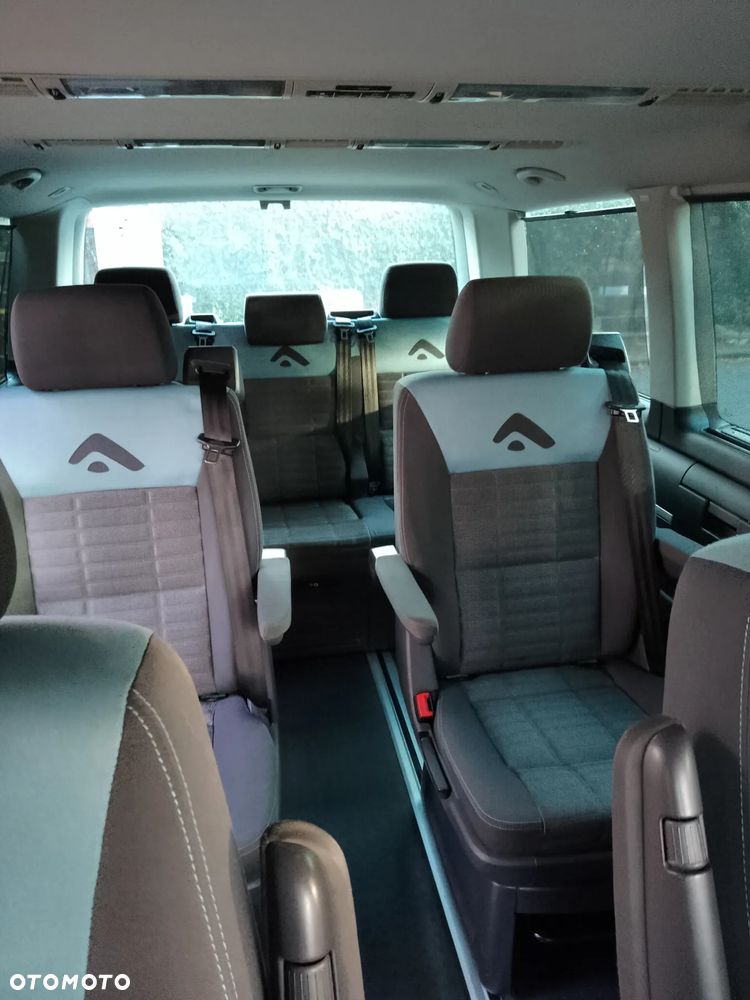 Volkswagen Multivan - 7