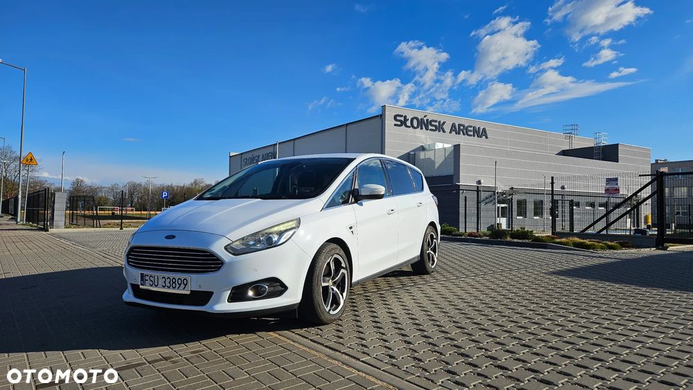 Ford S-Max ver-2-0-tdci-titanium - 2