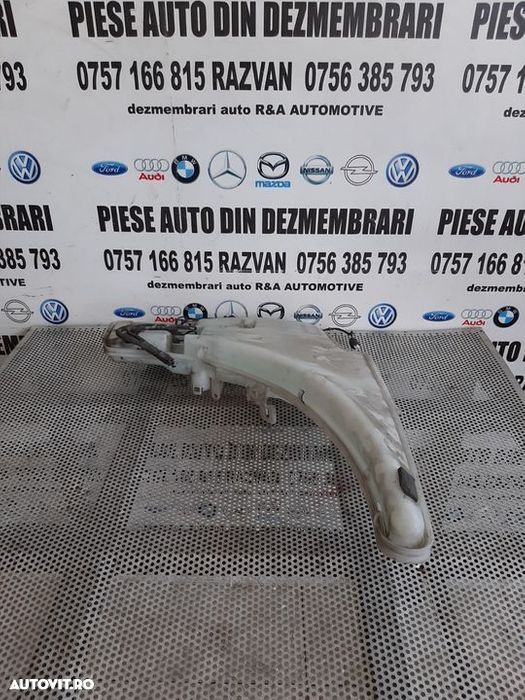 Vas Lichid Parbriz Stropgel Bmw Seria 1 E87 E81 Dezmembrez Bmw E87 E81 2.0 Diesel N47 M47 - 1