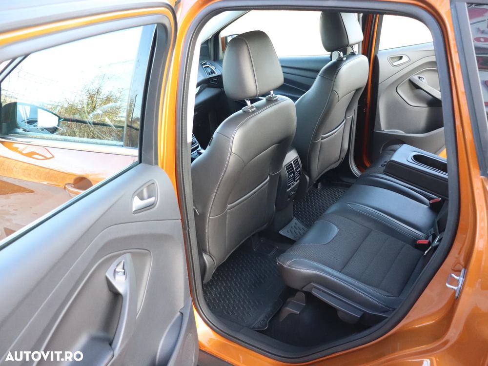 Ford Kuga 2.0 TDCi 4x2 Titanium - 22