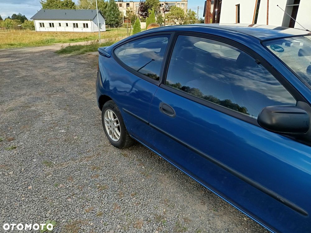 Mazda 323 - 7