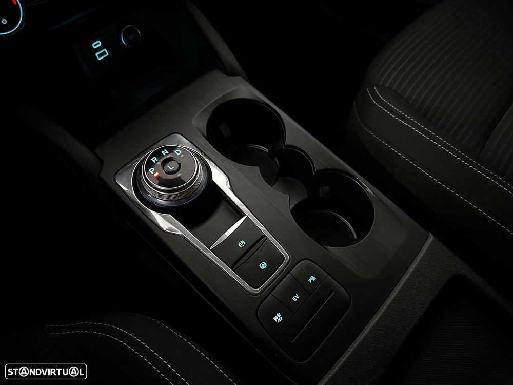 Ford Kuga 2.5 PHEV Titanium - 23