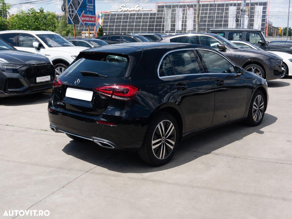 Mercedes-Benz EQA 250 - 9