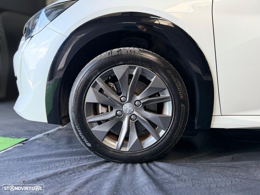 Peugeot e-208 50 kWh Allure - 12