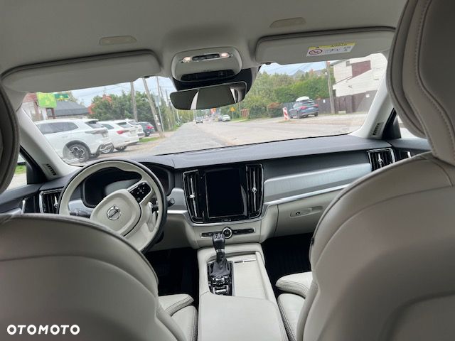 Volvo V90 D5 SCR AWD Momentum Pro - 20