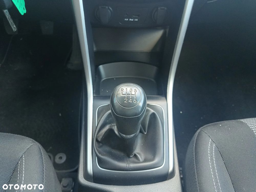 Hyundai i30 blue 1.6 GDI Style - 15