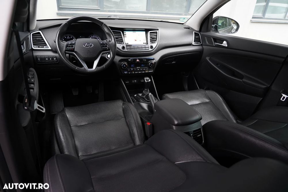 Hyundai Tucson 2.0 CRDI 4WD 6MT Premium - 7