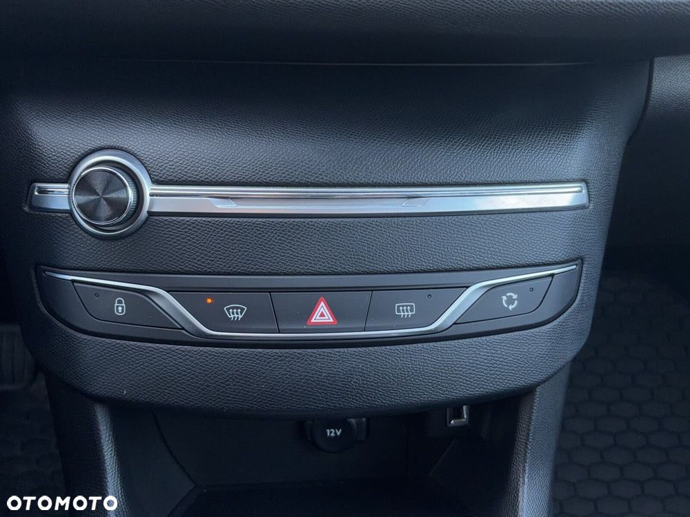 Peugeot 308 1.5 BlueHDi Active S&S - 20