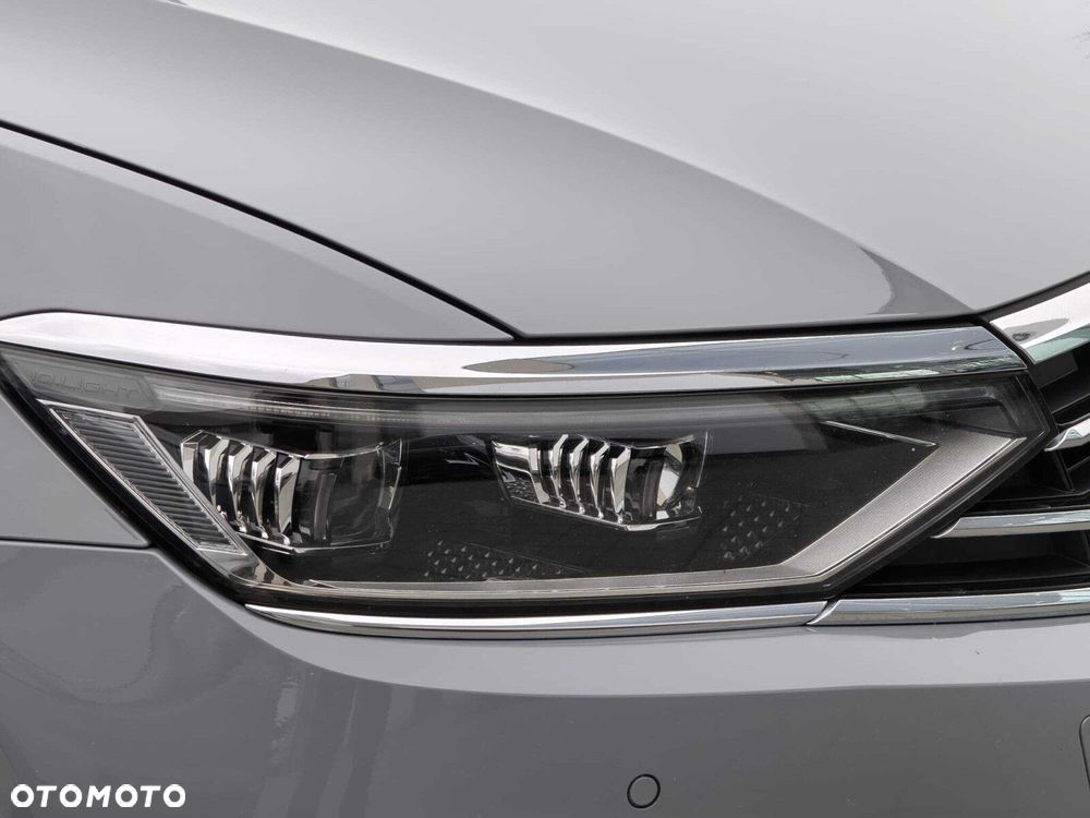 Volkswagen Passat 2.0 TDI EVO Business DSG - 37