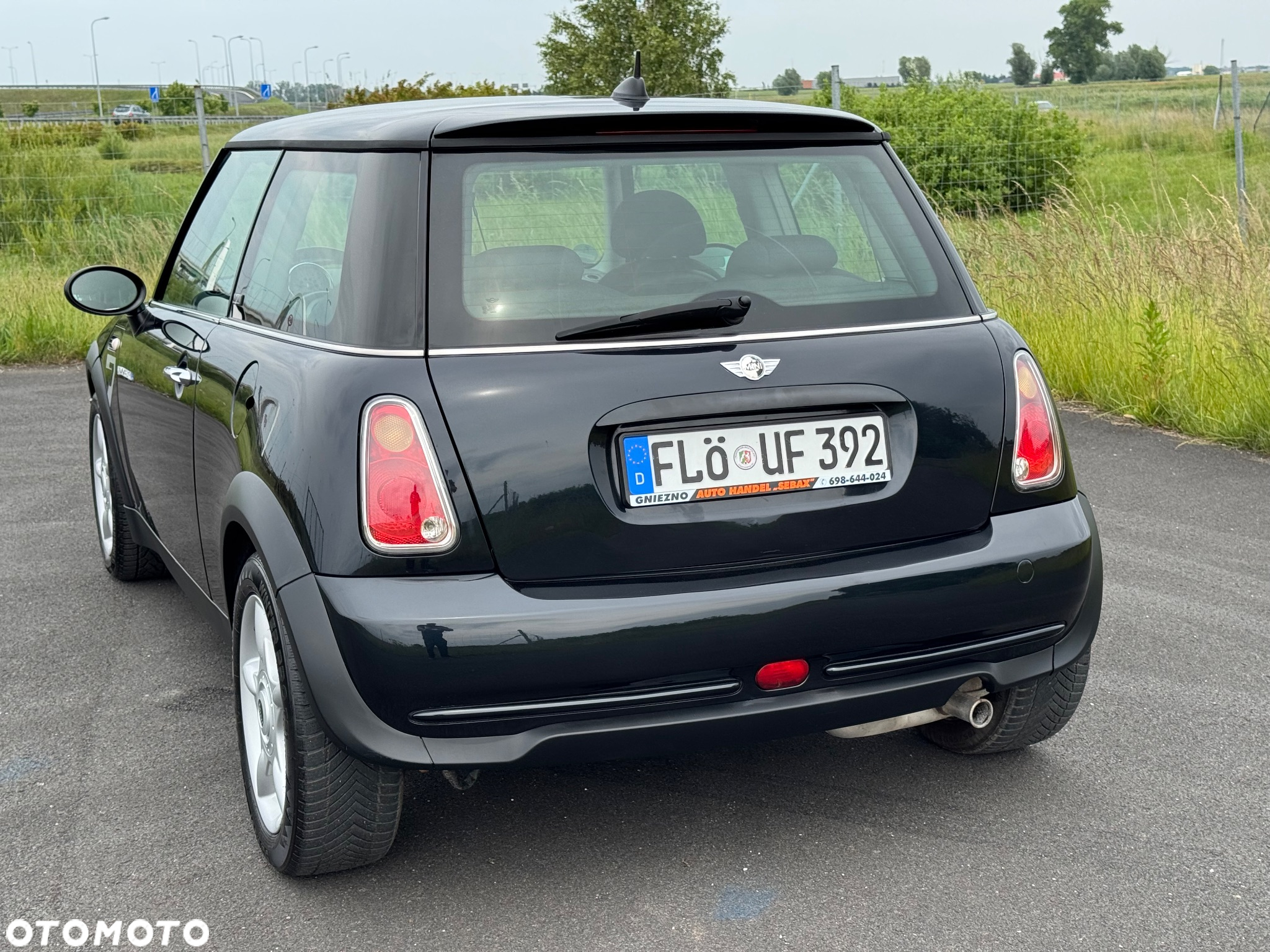 MINI ONE Seven - 14