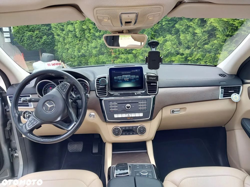 Mercedes-Benz GLE 400 4-Matic 9G-TRONIC - 24