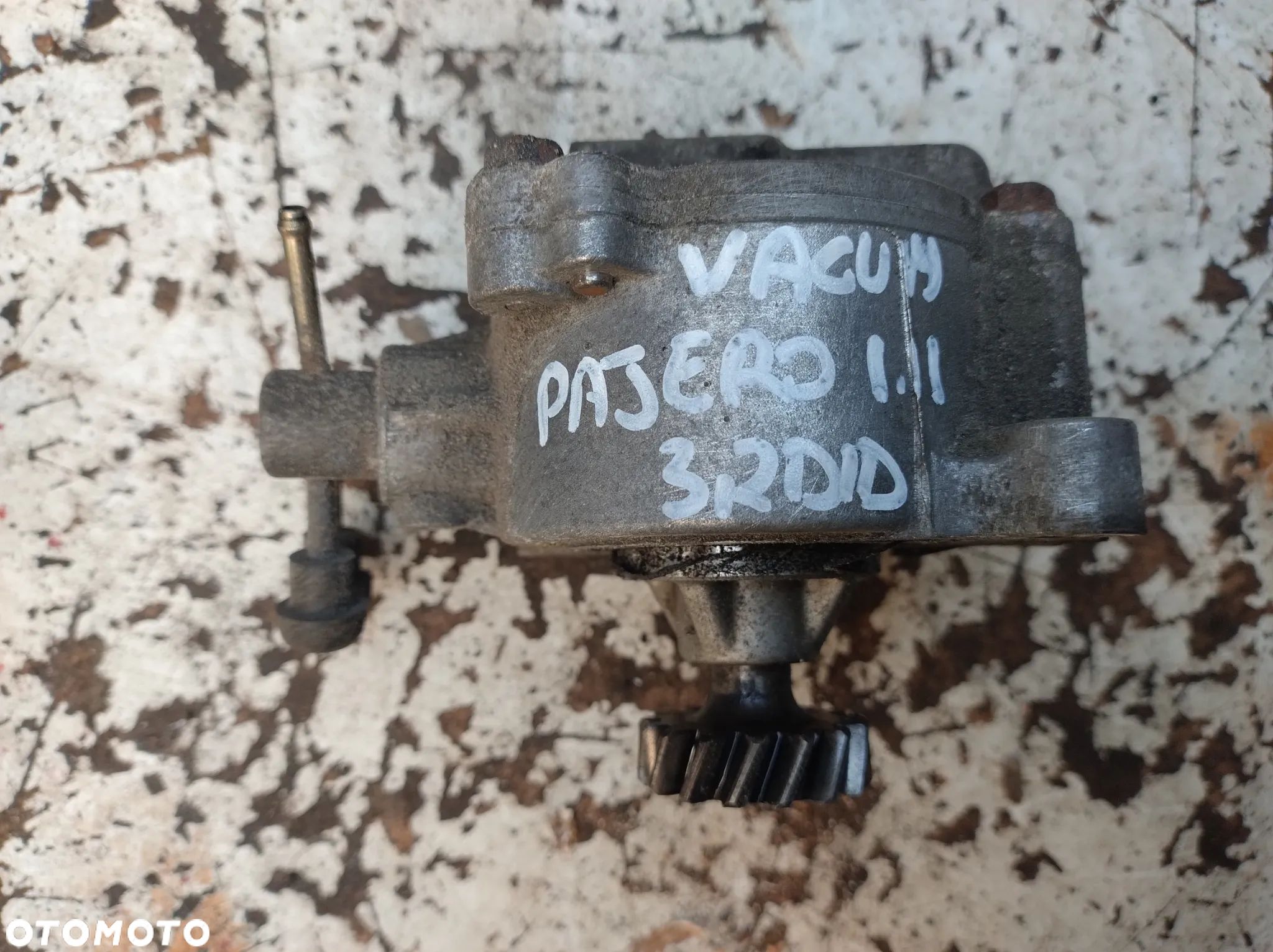 Mitsubishi PAJERO III 3,2DID vacum pompa - 1