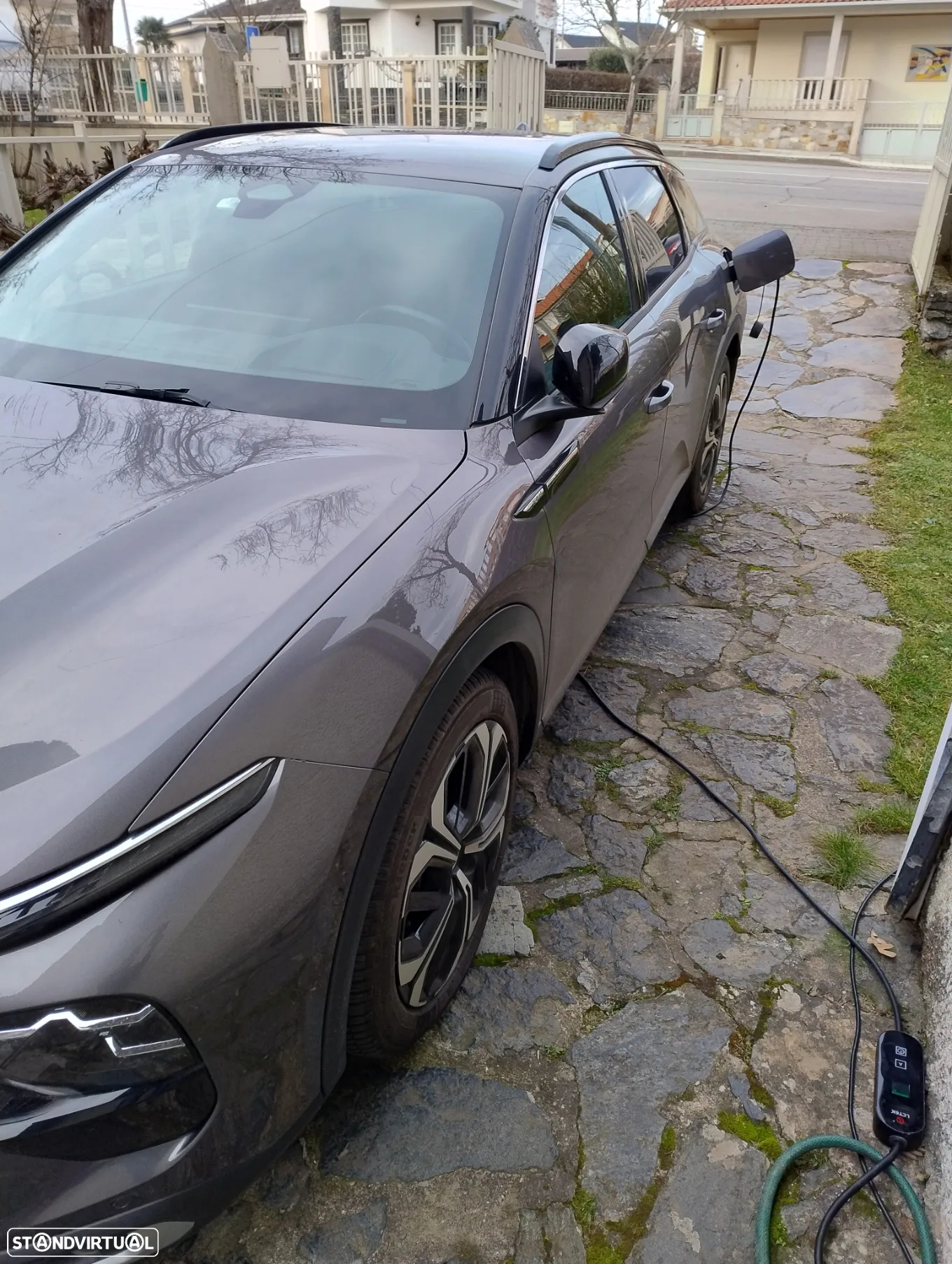 Citroën C5 X 1.6 Hybrid Shine e-EAT8 - 4