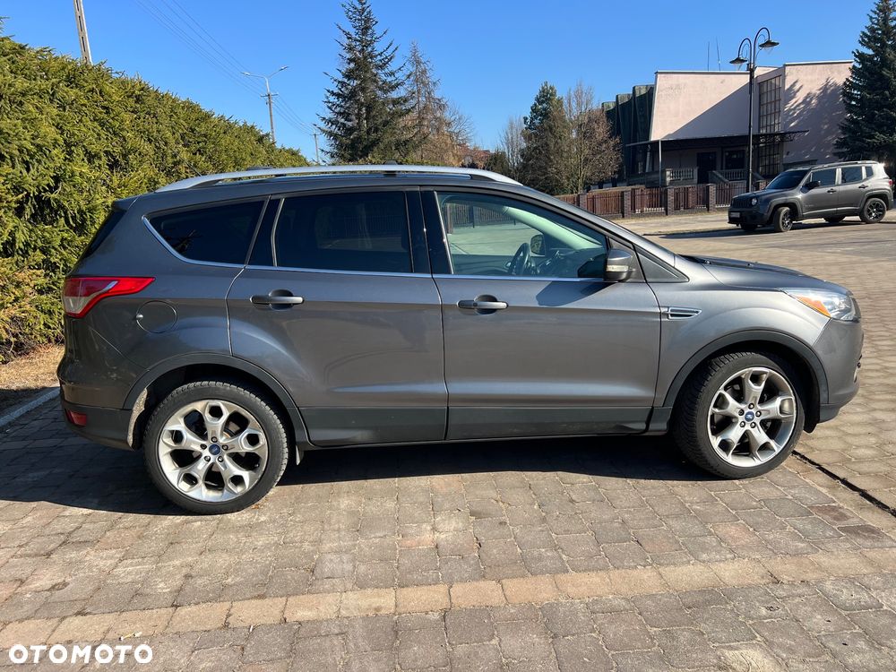 Ford Escape 2.0 EcoBoost FWD Titanium - 4