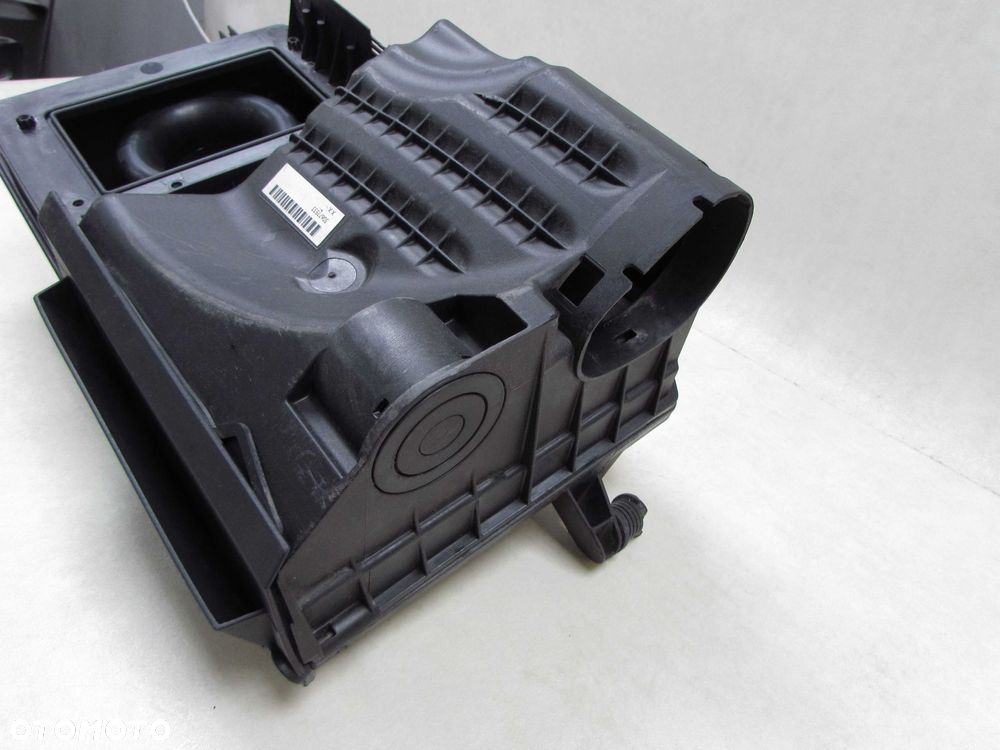 VOLVO S40 V50 C70 2.4 i OBUDOWA FILTRA POWIETRZA KOMPUTERA 30677533 04-12 - 5