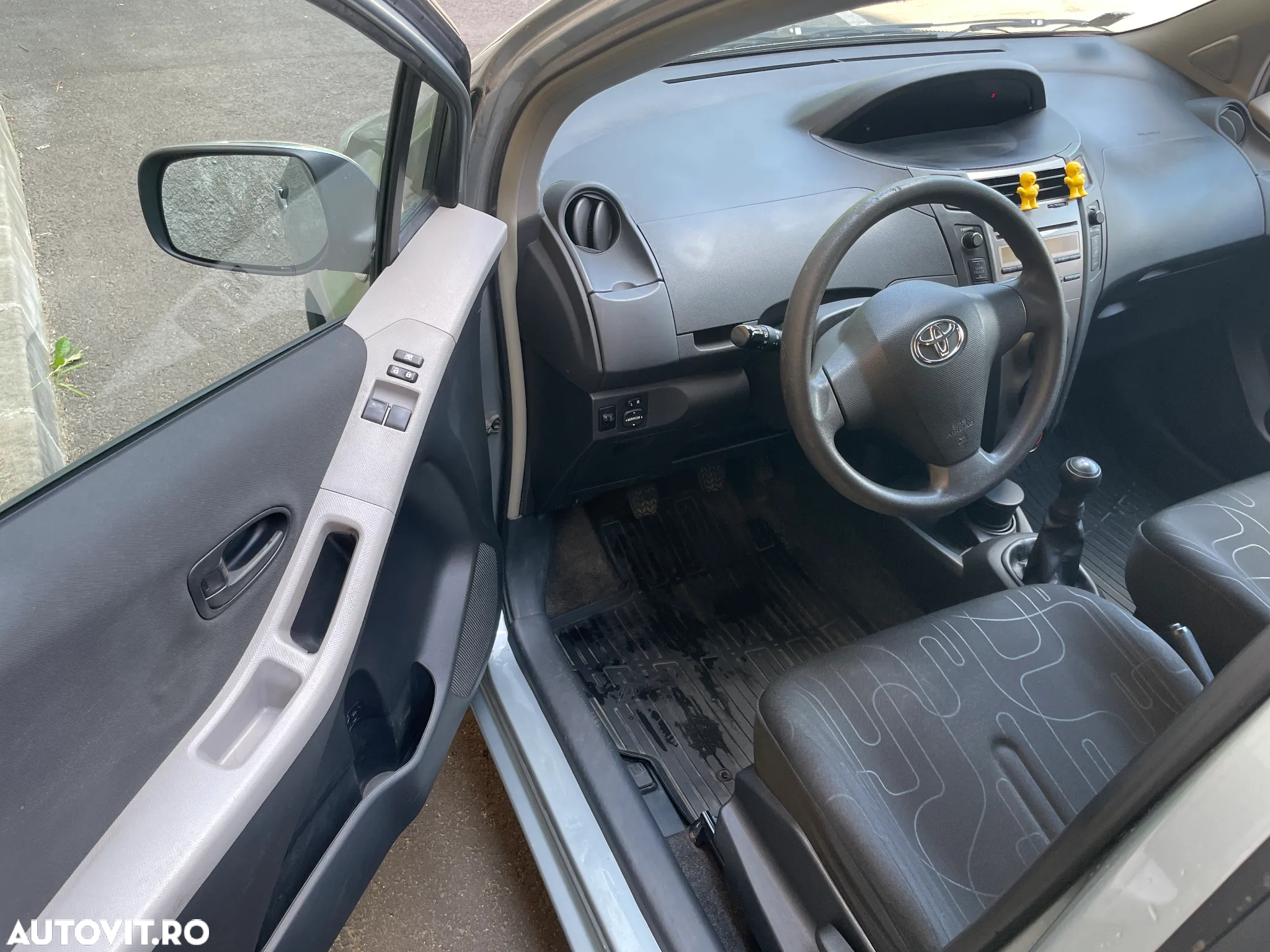 Toyota Yaris - 9