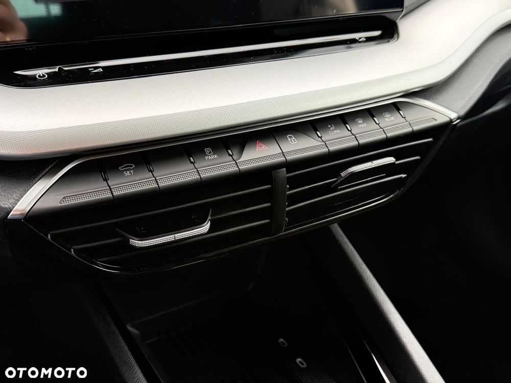Skoda Octavia 1.5 TSI mHEV Edition 130 Selection DSG - 11