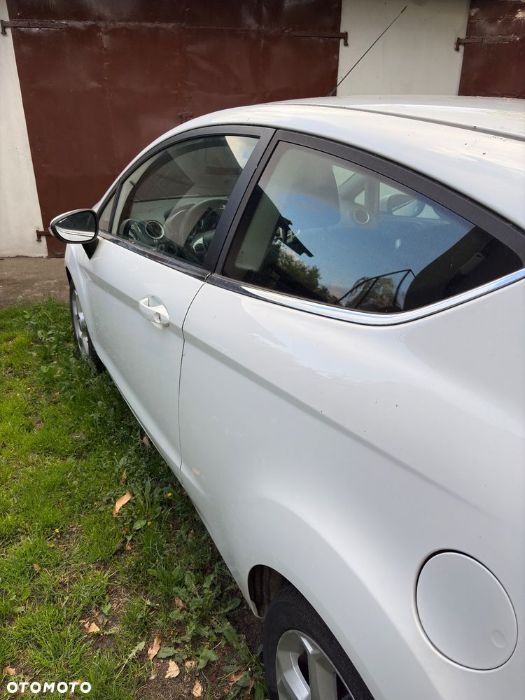 Ford Fiesta - 14