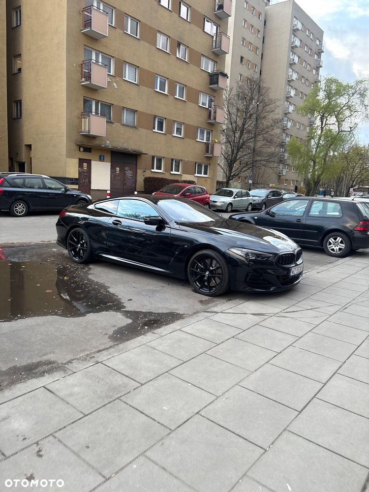 BMW Seria 8 - 3