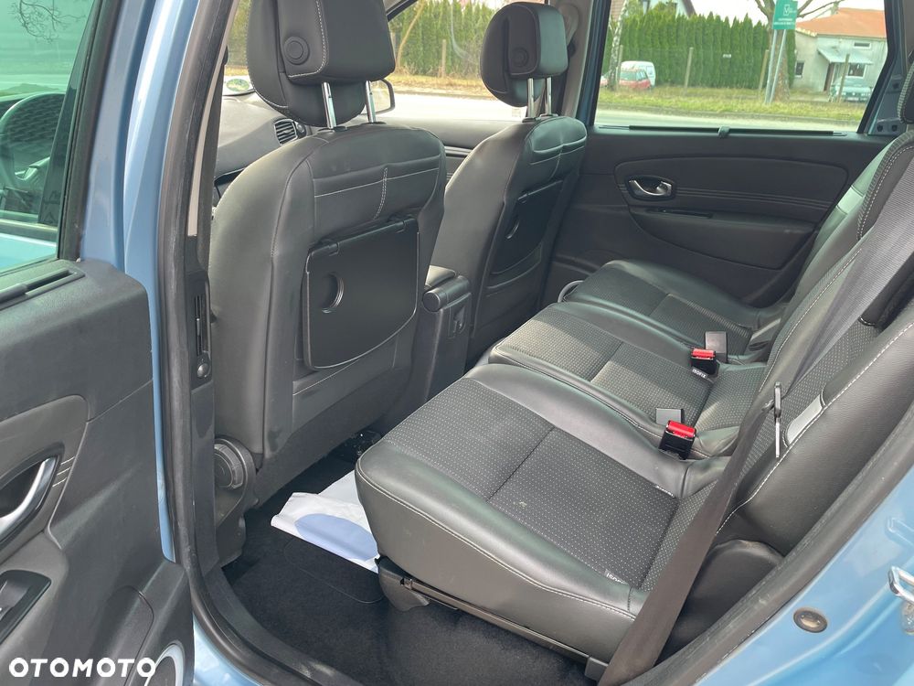 Renault Scenic 1.6 16V Authentique - 9