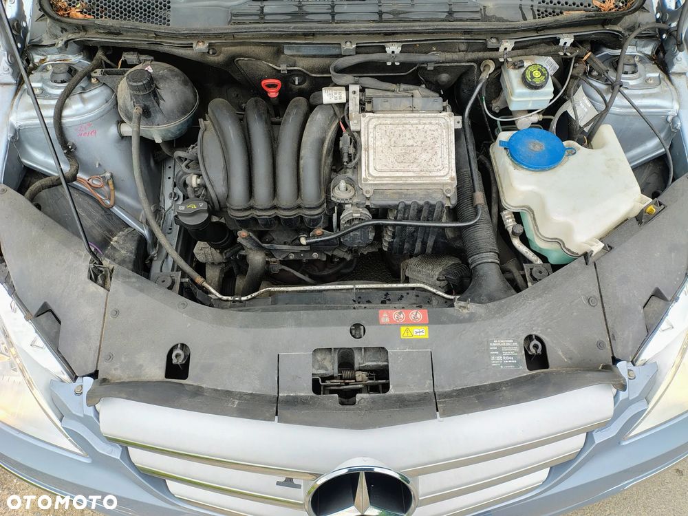 Mercedes-Benz Klasa B 200 - 36