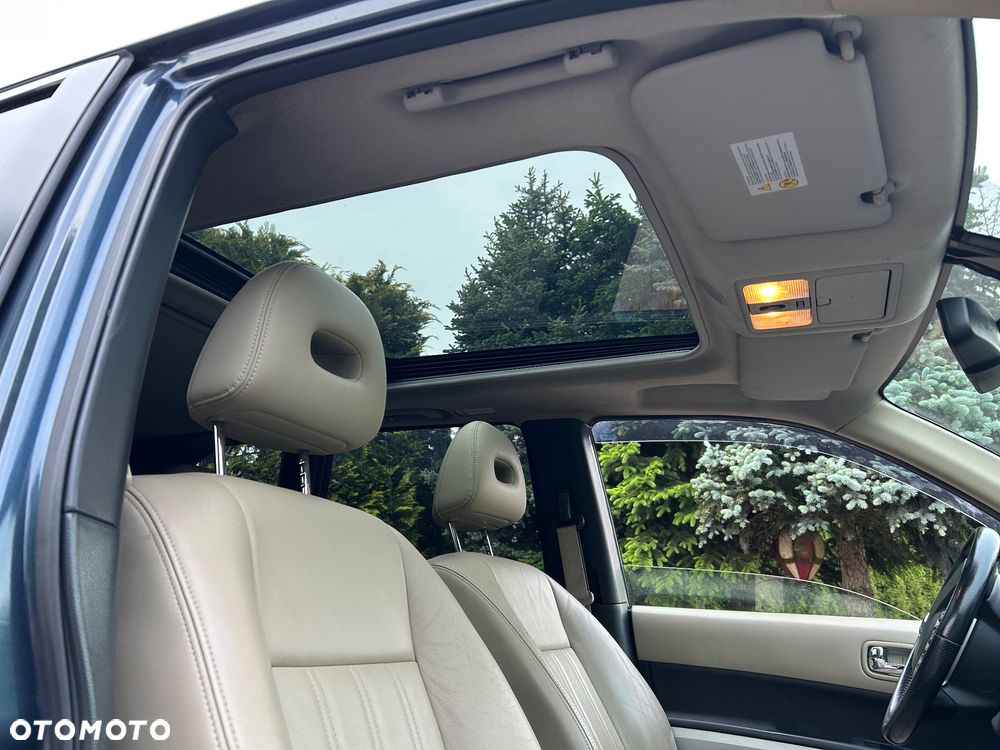 Nissan X-Trail 2.0 dCi 4x4 DPF LE - 25