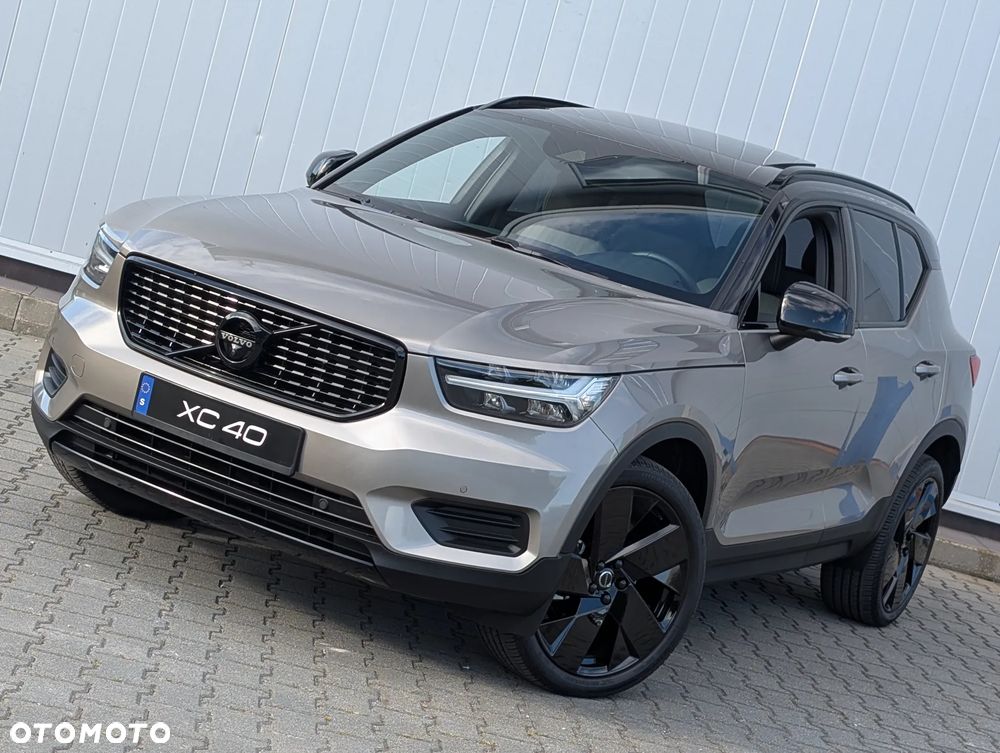 Volvo XC 40 B4 Ultra Black Edition - 6