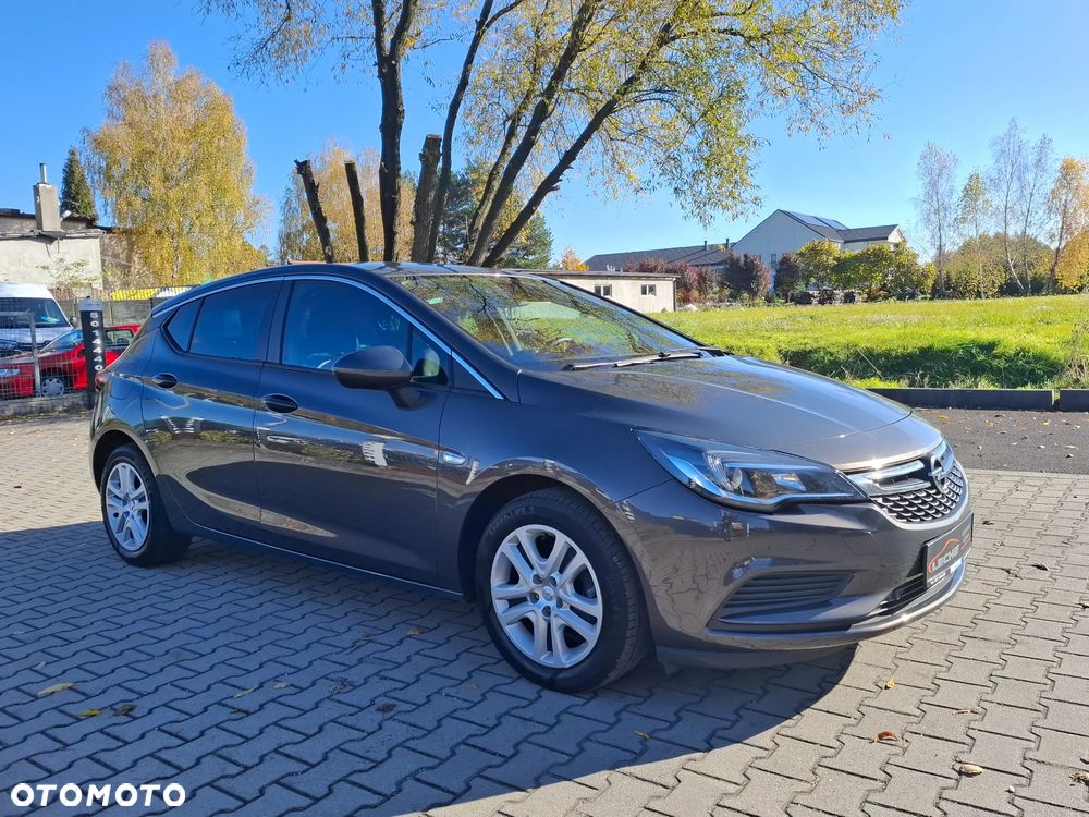 Opel Astra - 2