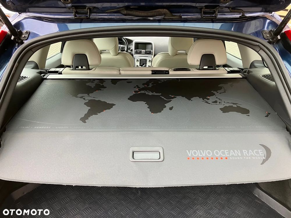 Volvo XC 60 D3 Ocean Race - 10