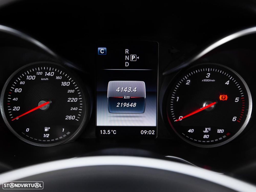 Mercedes-Benz C 220 - 29