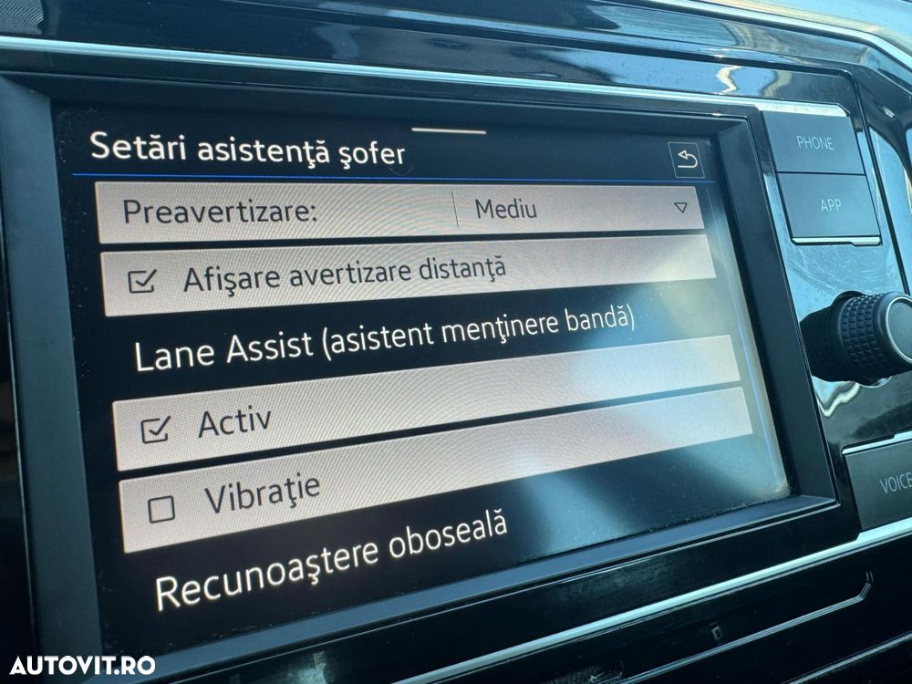Volkswagen Passat 2.0 TDI DSG Highline - 24