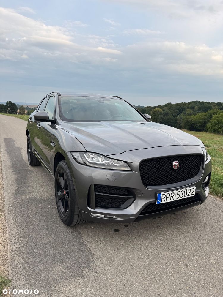 Jaguar F-Pace 2.0 i4D AWD R-Sport - 1
