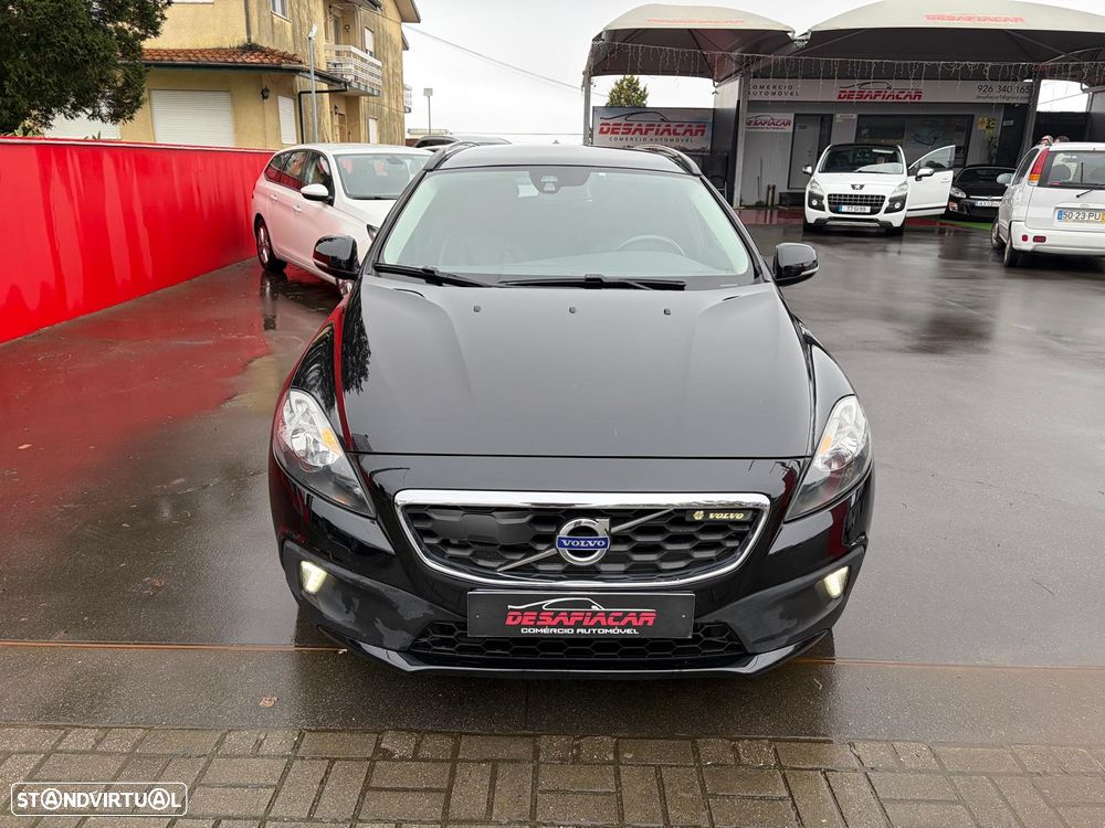 Volvo V40 Cross Country D2 Momentum - 3