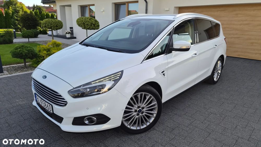 Ford S-Max 2.0 TDCi 4WD Titanium PowerShift - 26