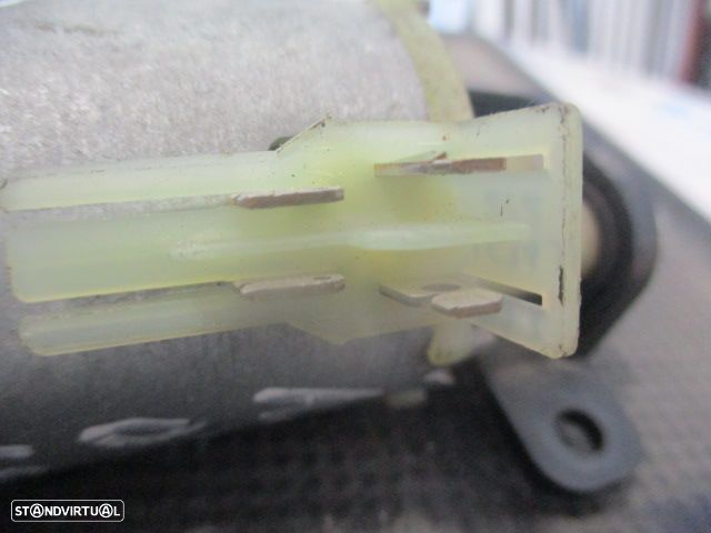 Modulo 0130002532 AUDI A8 2003 MOTOR DE AJUSTE ELÉTRICO DE ASSENTO FRONTAL FORA DO LADO ESQ - 3