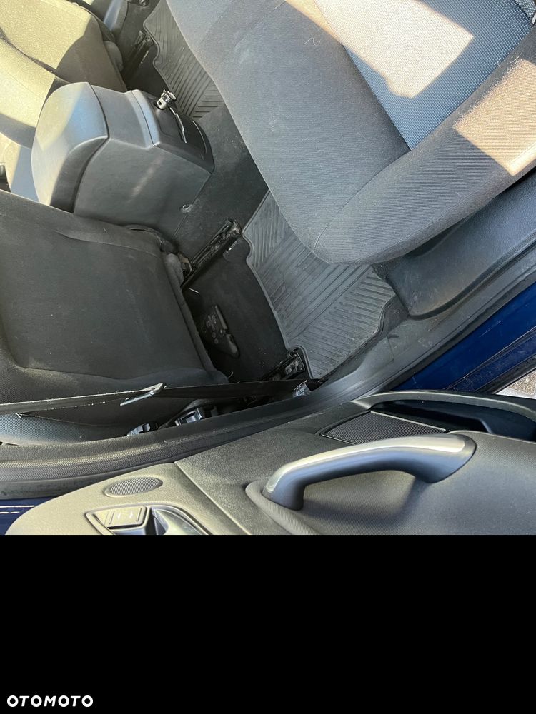 Ford Mondeo 2.0 TDCi Ambiente - 18