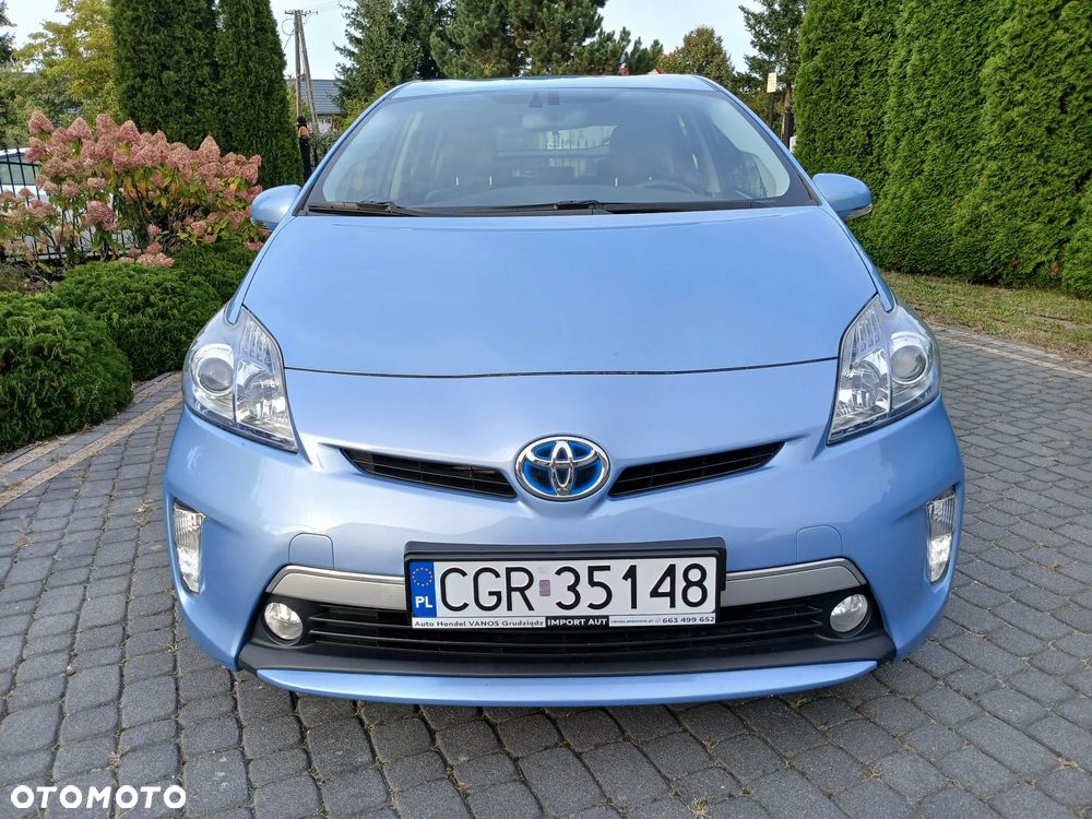 Toyota Prius 1.8 HSD Prestige - 4