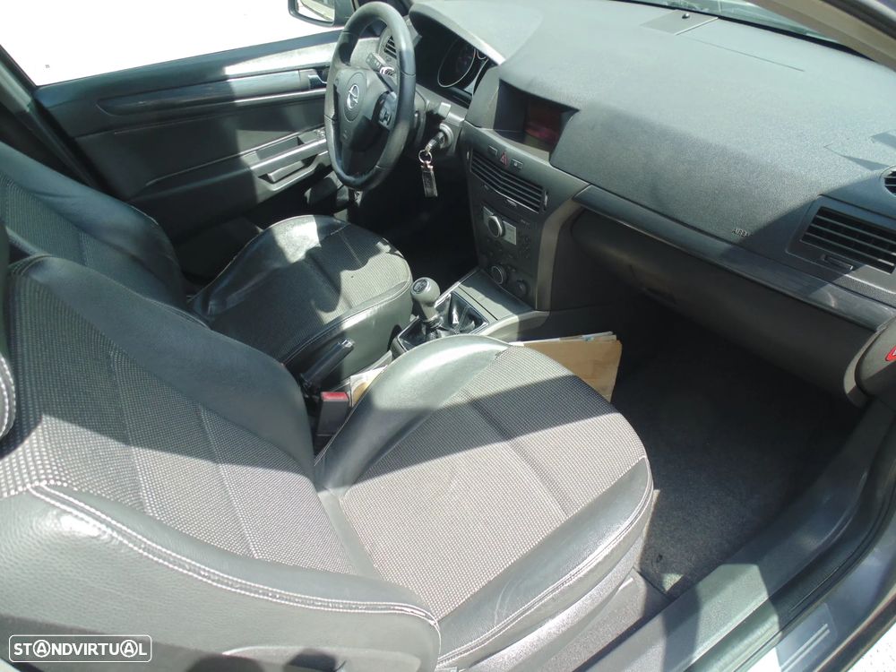 Opel Astra Caravan 1.7 CDTi Cosmo - 16