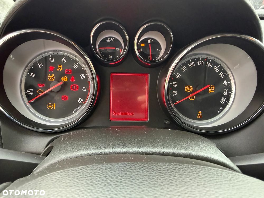 Opel Astra 1.4 T Cosmo S&S - 11