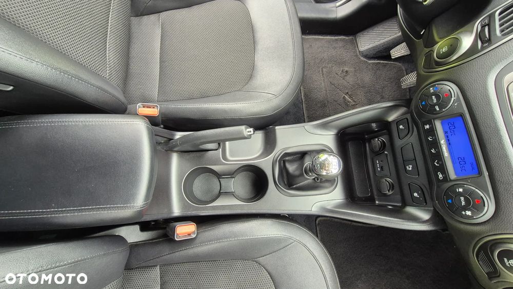 Hyundai ix35 1.6 2WD Classic - 15